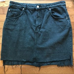 H&M Skirts - Black jean denim skirt H&M Skirts - Black jean denim skirt